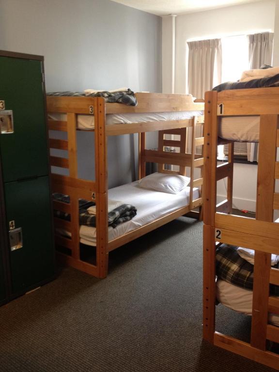 Hi Vancouver Central Hostel Room photo